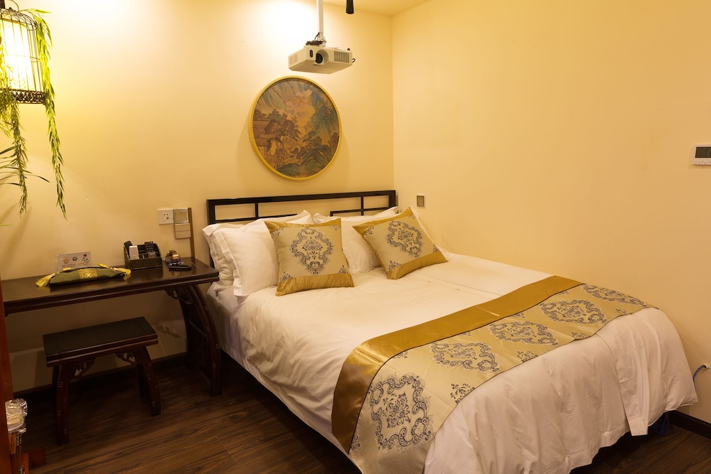 FTYS Hostel