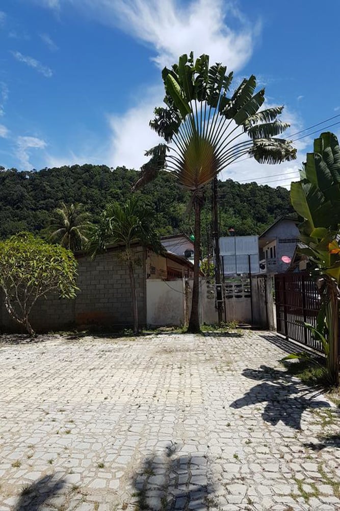 Baan Chai Lay Apartment