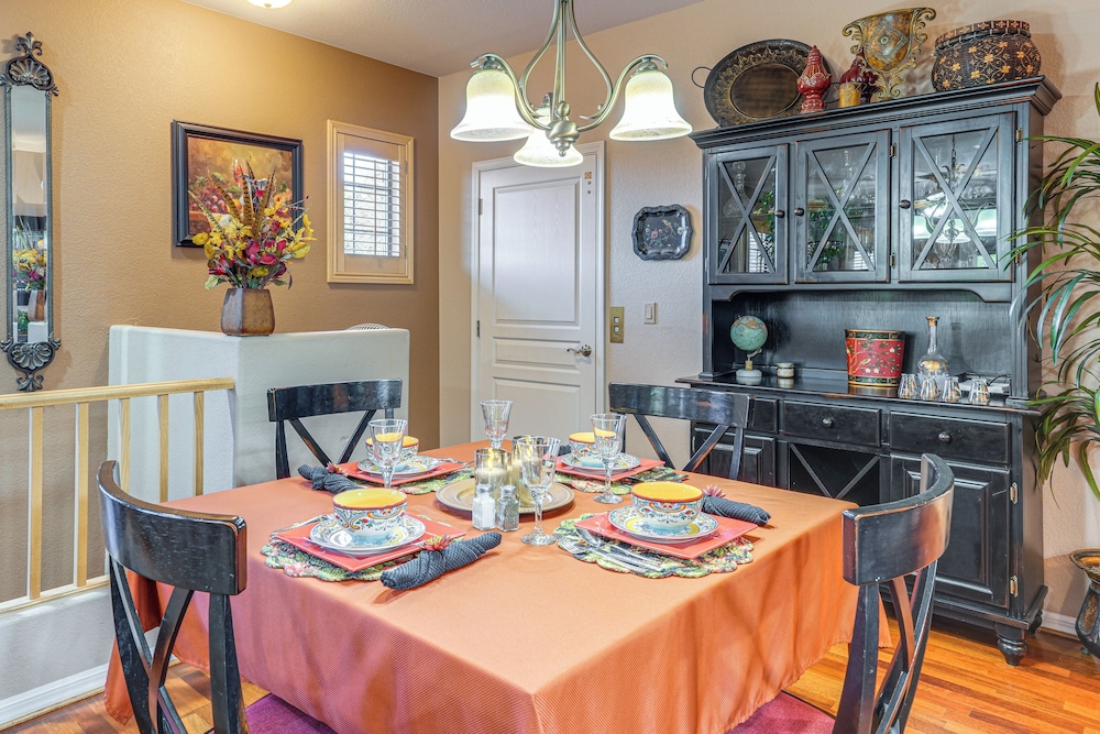 Stay, Work & Golf! Prescott Condo w/ WFH Setup