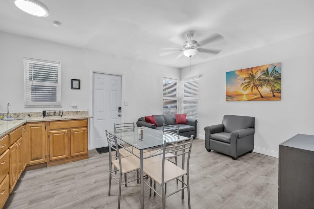 Beach Escape Corner Apartment
