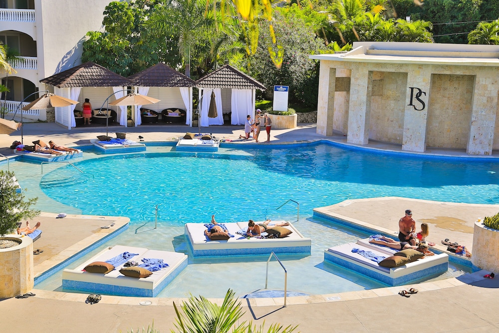 Lifestyle Holiday