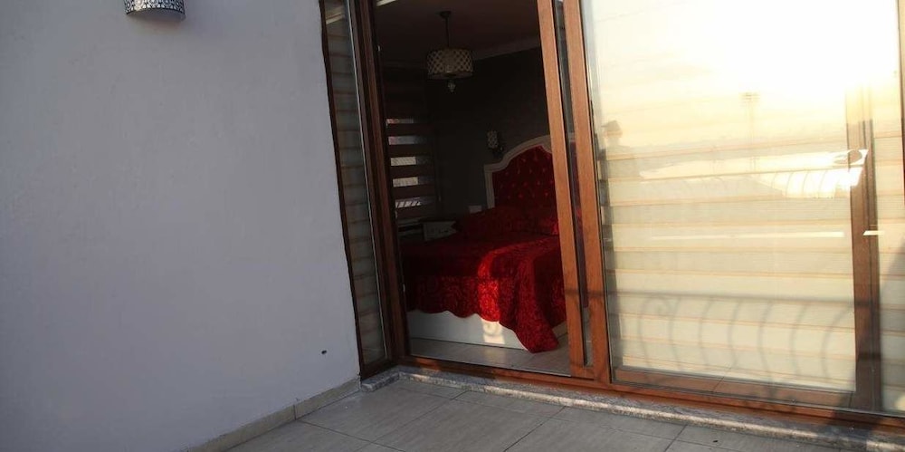 Galatolia Suites - Image 33