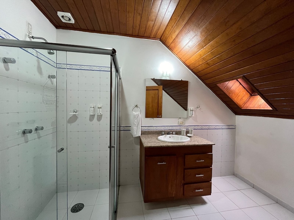Cerejeira Guest House