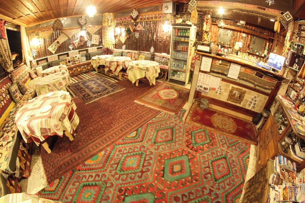 Homeros Pension & Guesthouse