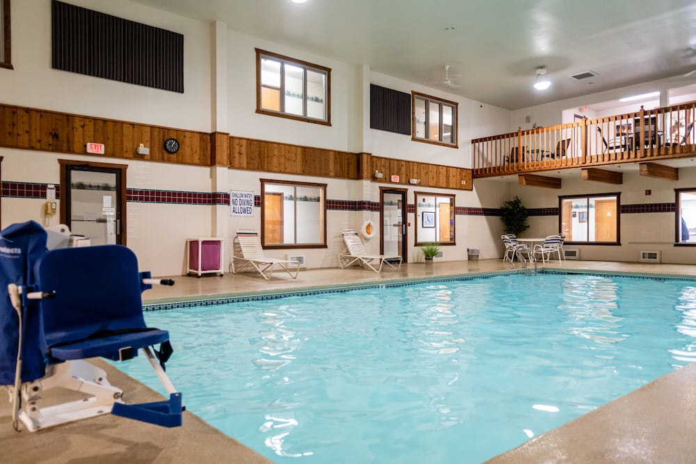 Cedarberry Inn