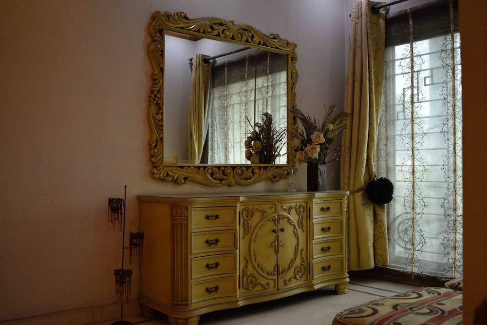 Lahore Home Stay