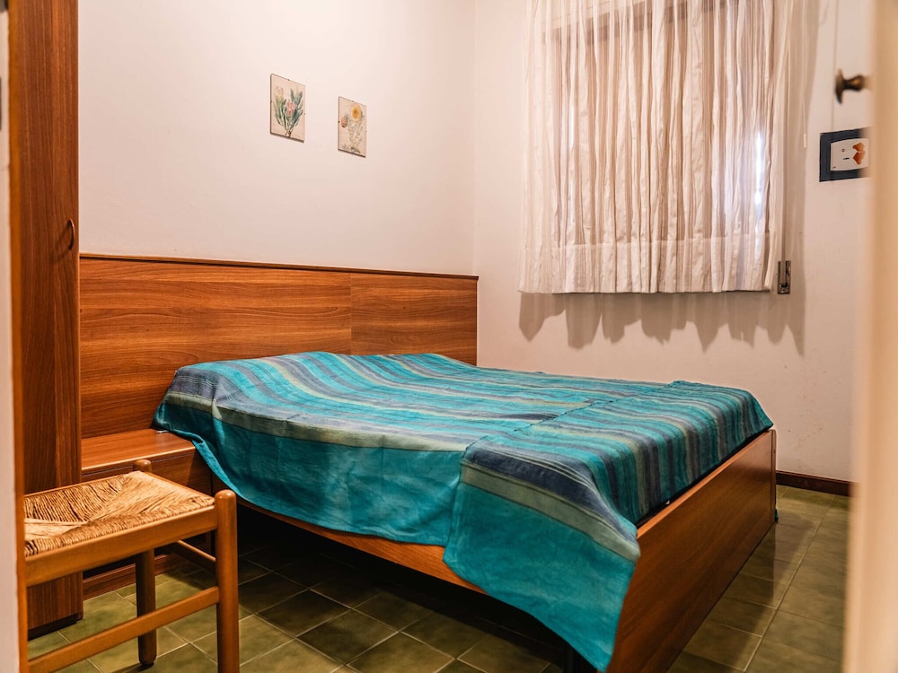 Coastal Comfort in Lido del Sole With sea View