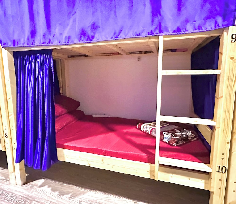 Heartland Hostel