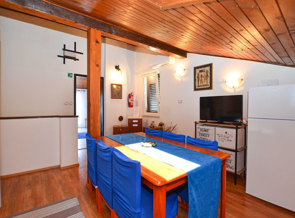 Classic and Elegant Rovinj Apartments With Balcony