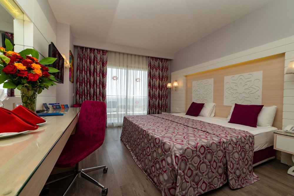 Sunmelia Beach Resort Hotel & Spa
