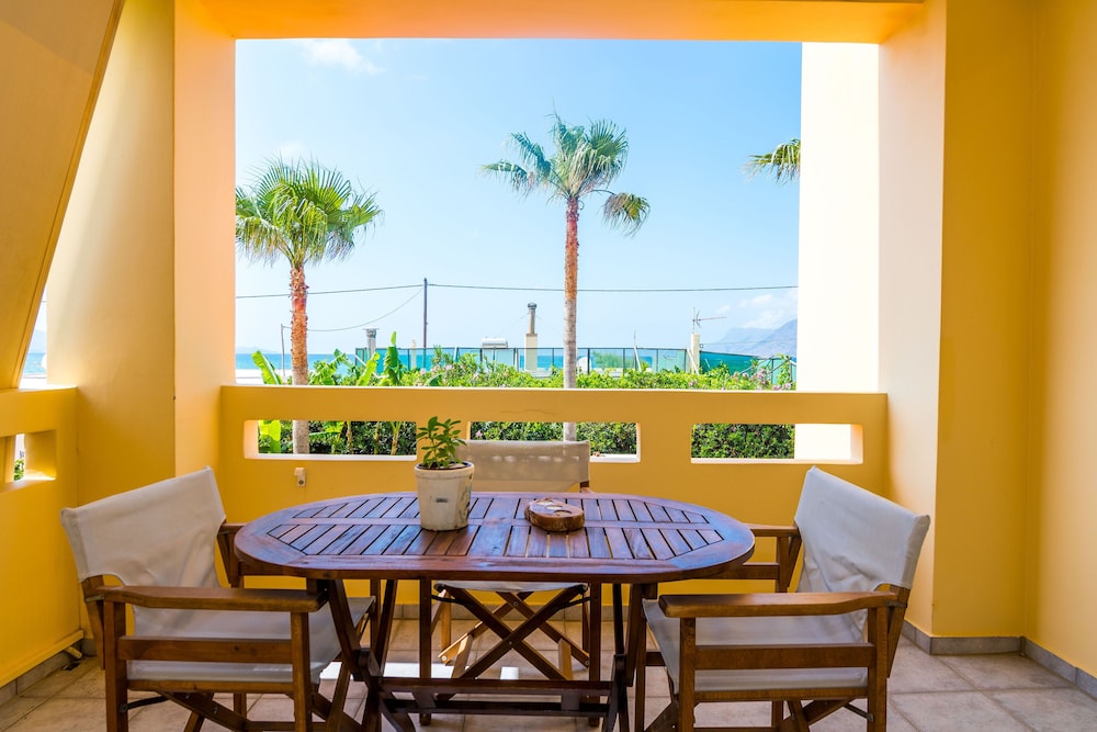 Thalassa Apartments
