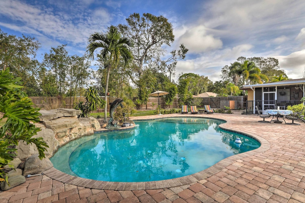 Sarasota Getaway w/ Private Pool & Backyard Oasis!