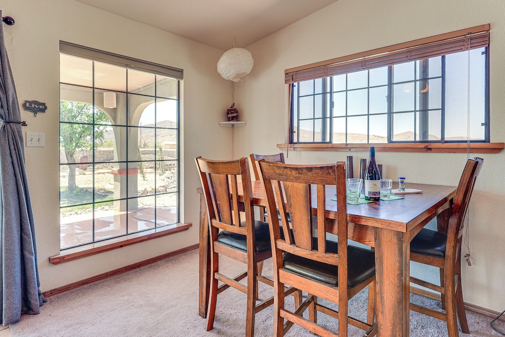 Walk to State Park: Secluded Retreat in Las Cruces