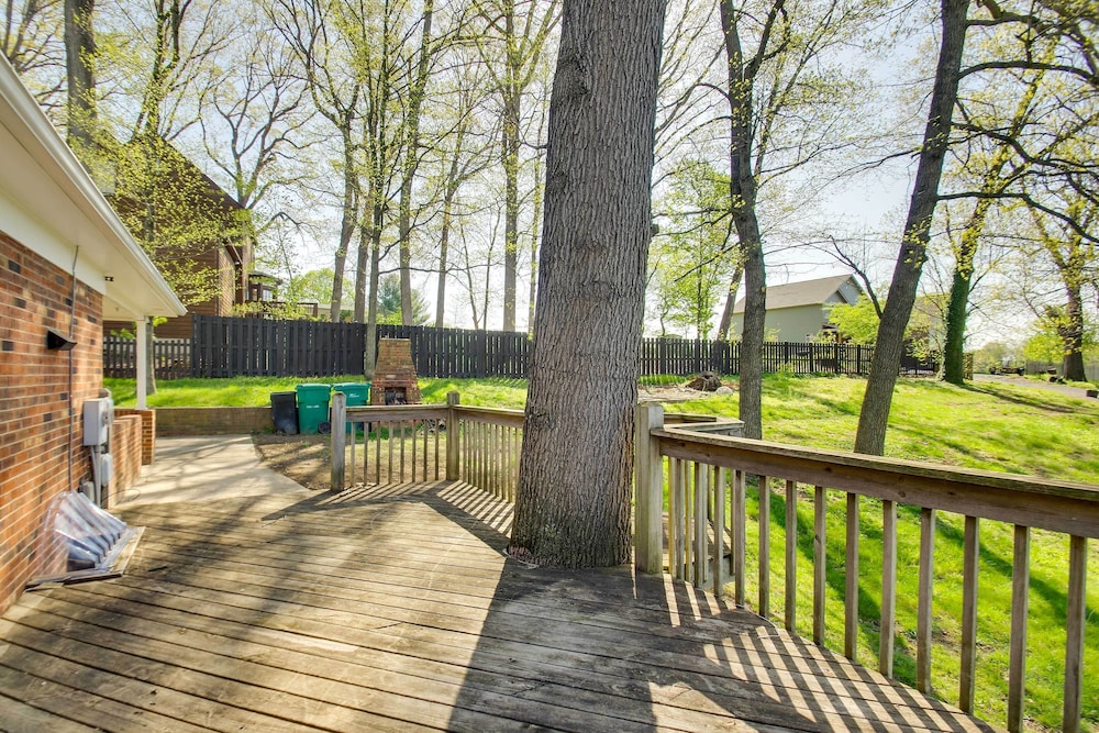 Harrisonburg Family Home w/ Deck, 4 Mi to Downtown view 5
