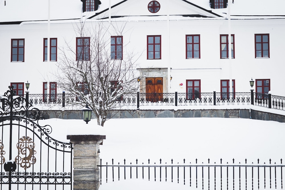 Ulvhälls Herrgård