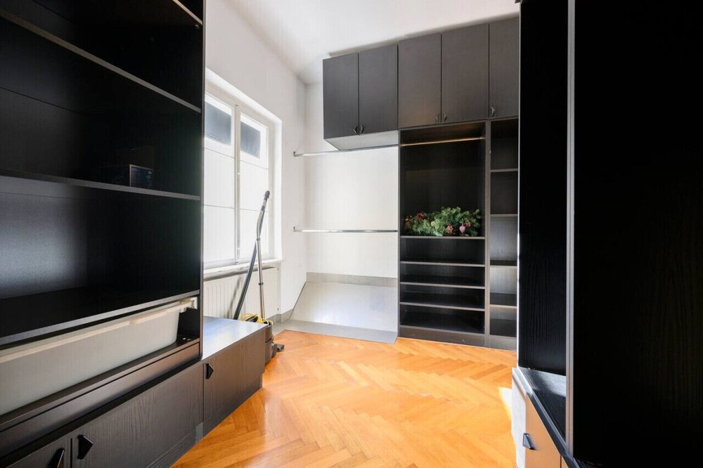 Spacious 2BR Stay for 6 Heart of Mödling