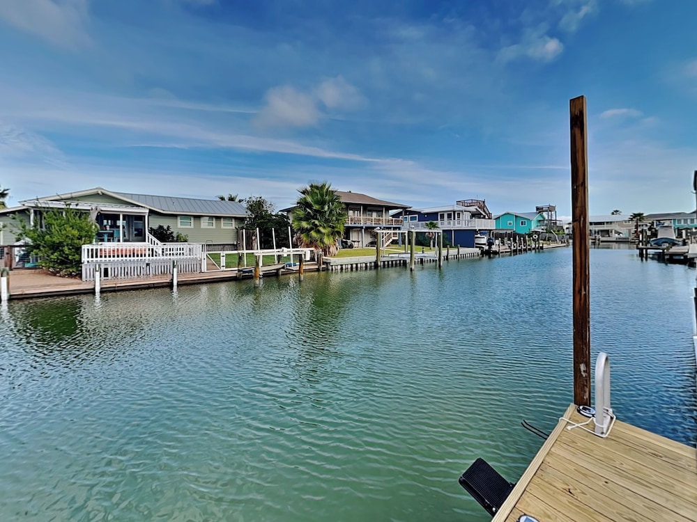 Siesta Keys by Miss Kitty’s