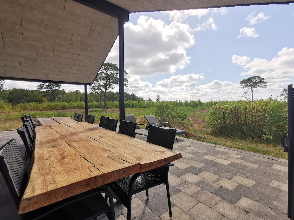 Panoramic Views and Luxurious Comfort on Læsø Island