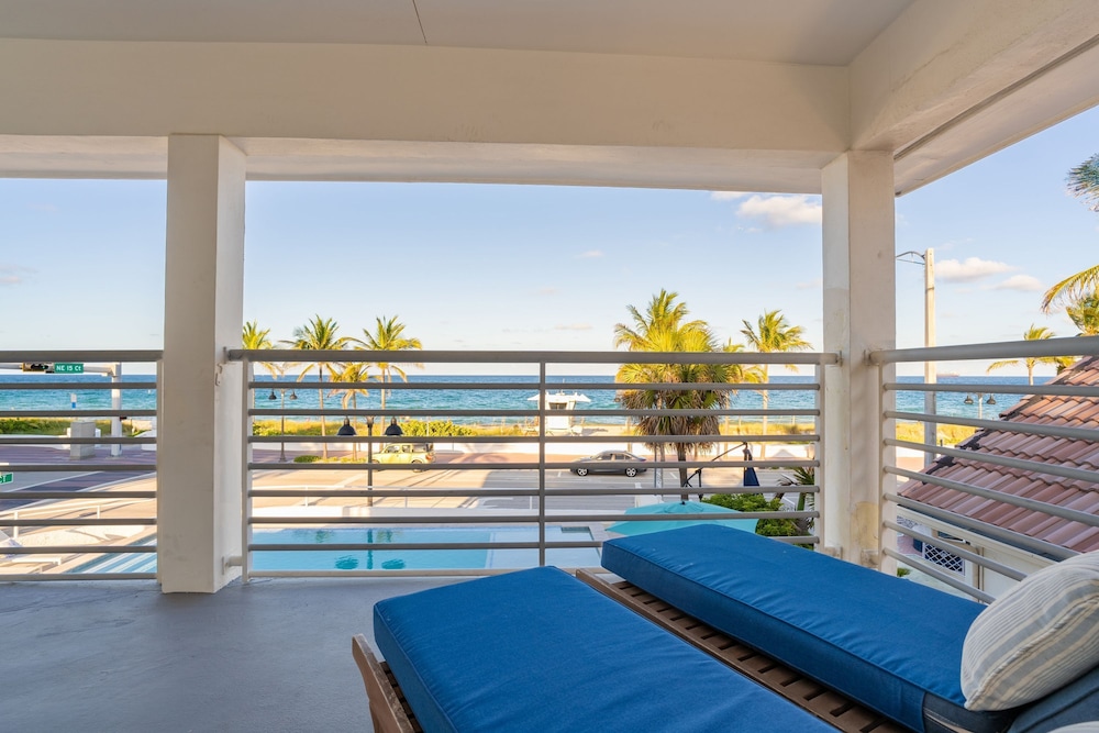 Beach Haven by Avantstay Pool Ocean Views Steps From the Beach