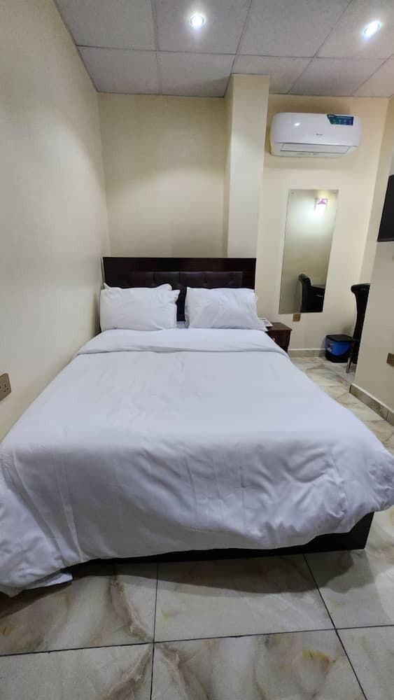 Ceetran Hotels