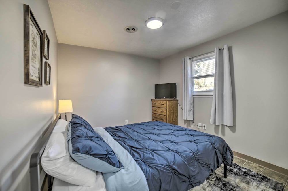Near Mines & Meadows: Spacious Home w/ Game Room view 3
