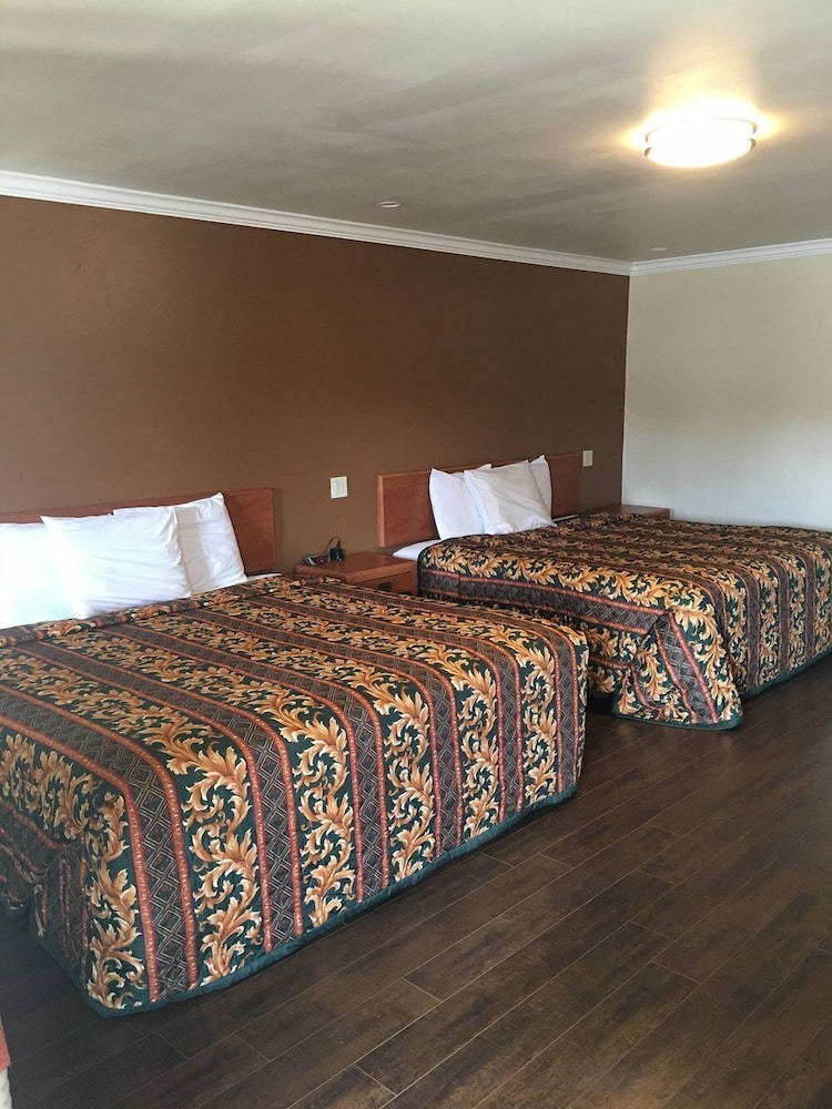 Colfax Motorlodge