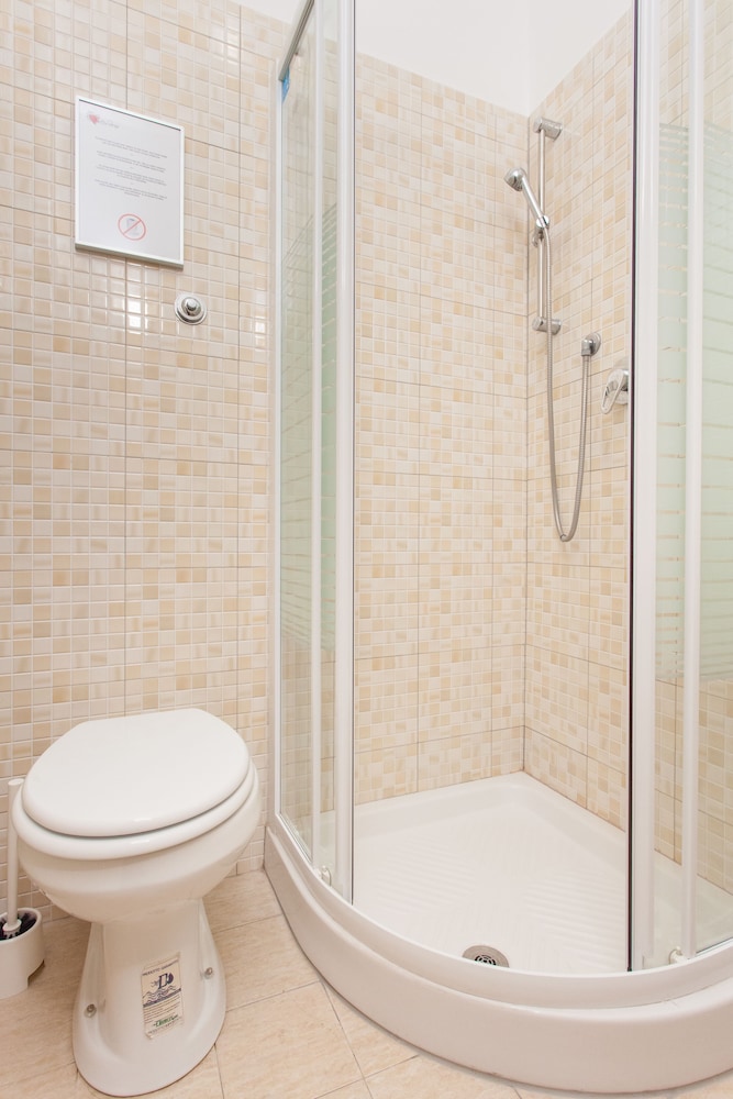 Meltin' Rome Guesthouse