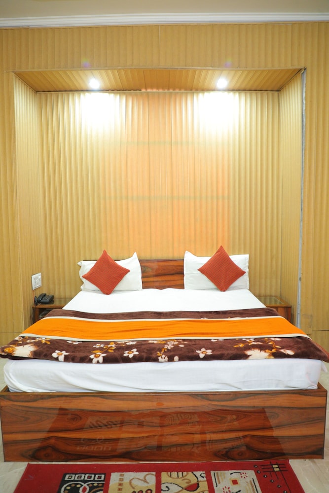 Hotel Shri Bhaskar