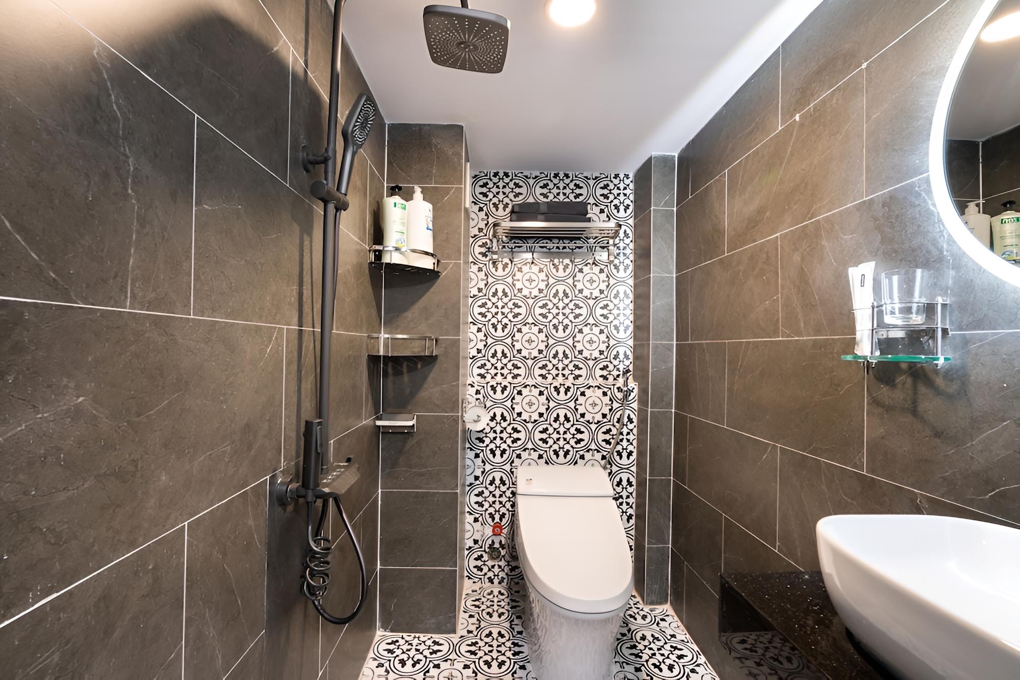 G9 Homestay - De Tham