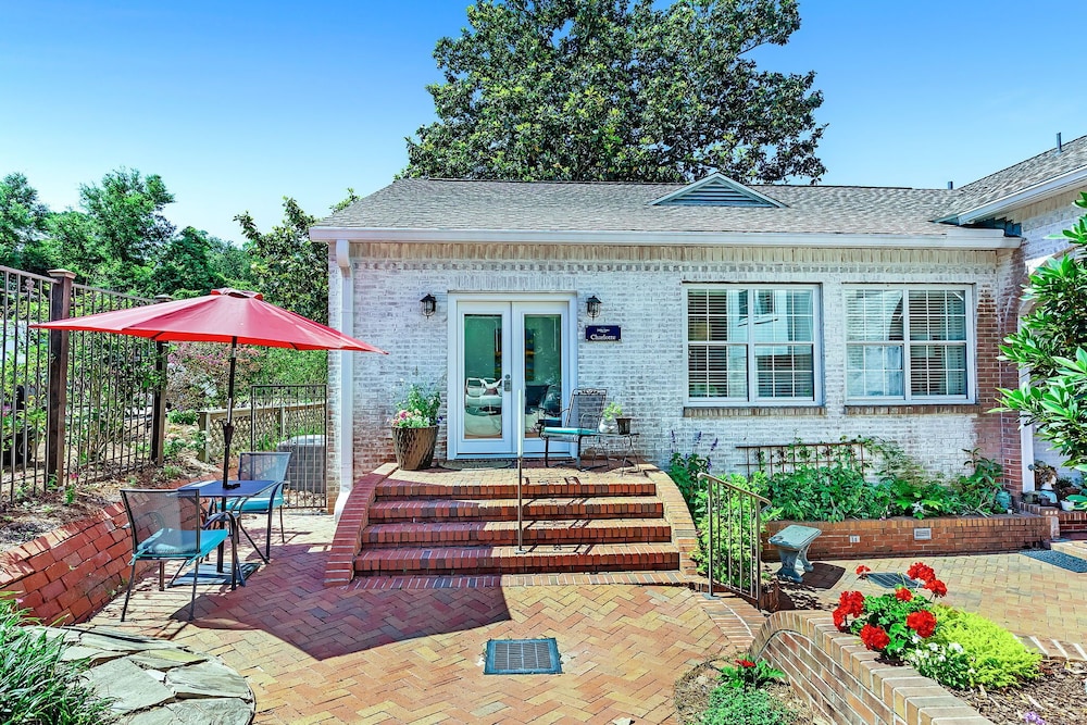 Jubilee Suites Boutique B&B