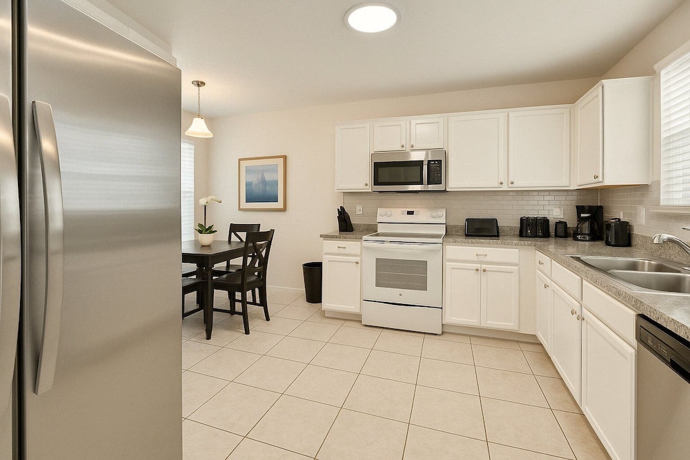 3b/2b Best Location, Private Pool, Indian Wells