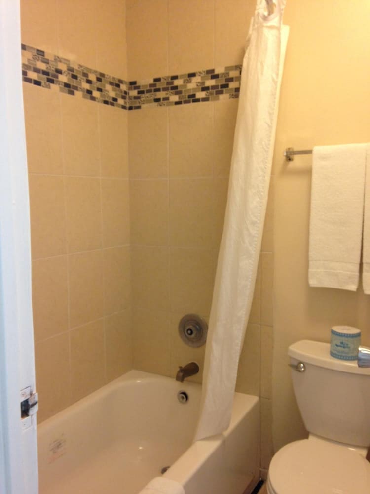 Escondido Lodge - Property Image 2