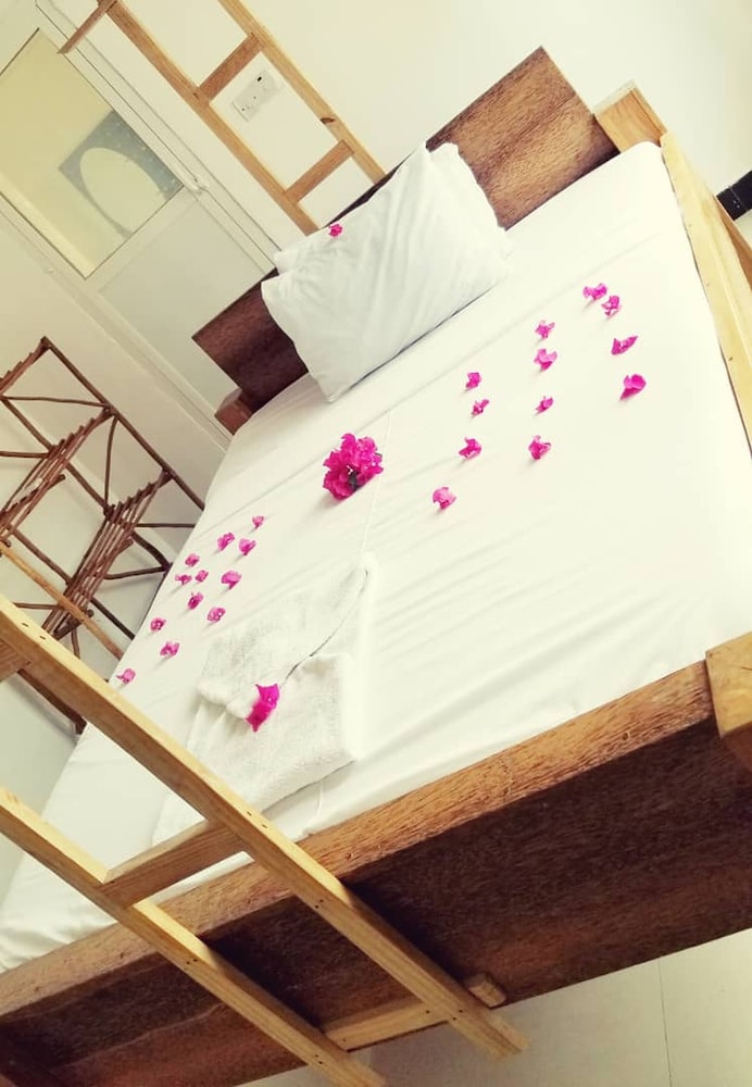 Room-room Hj at the Beachfront Seaview g