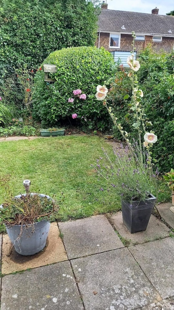 Frinton on Sea- 3bedroom-petfriendly-garden