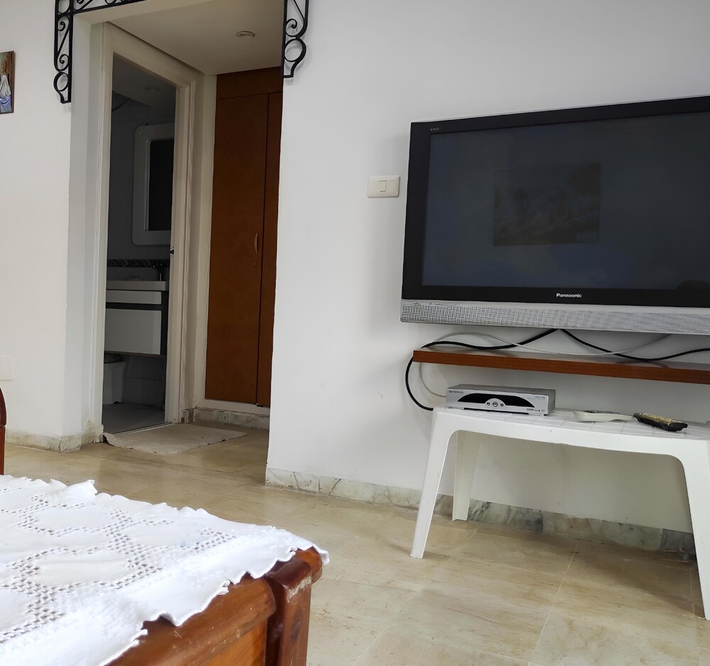 Ethnic Appartment Near The Beach view 4