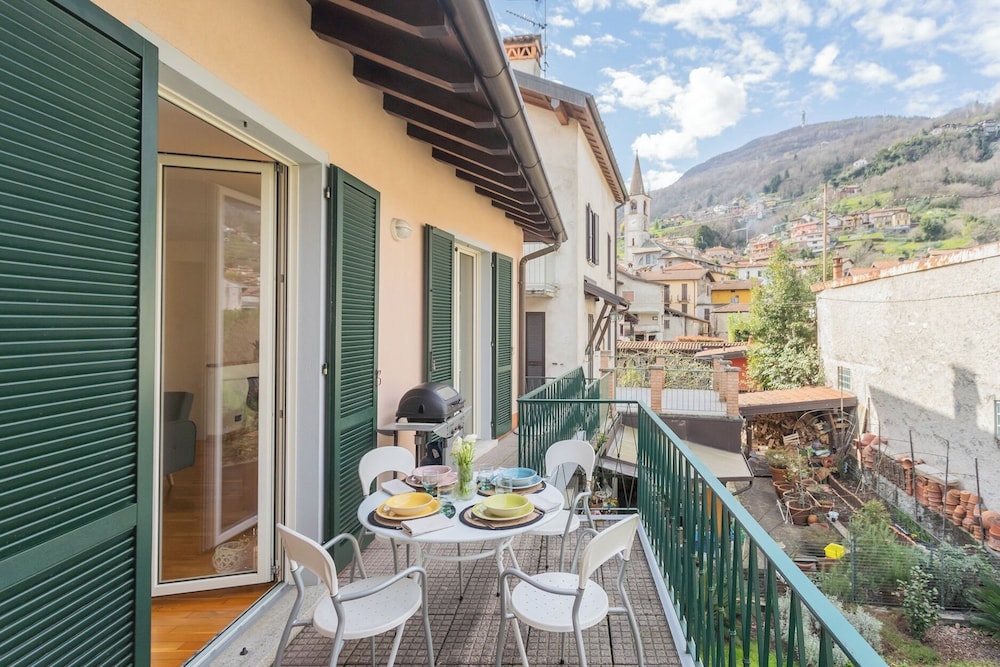 Ponente Balcony & Garden by Rent all Como