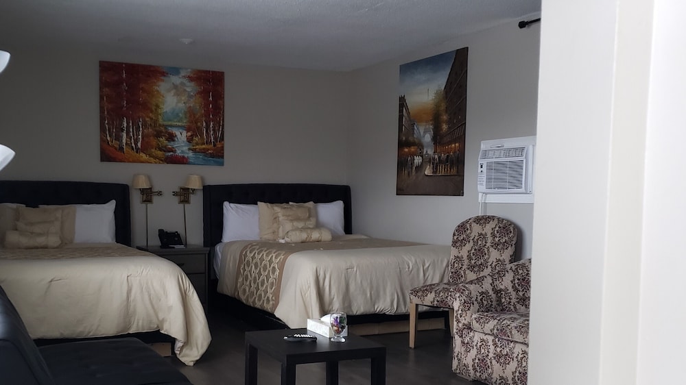 Travellers Motel
