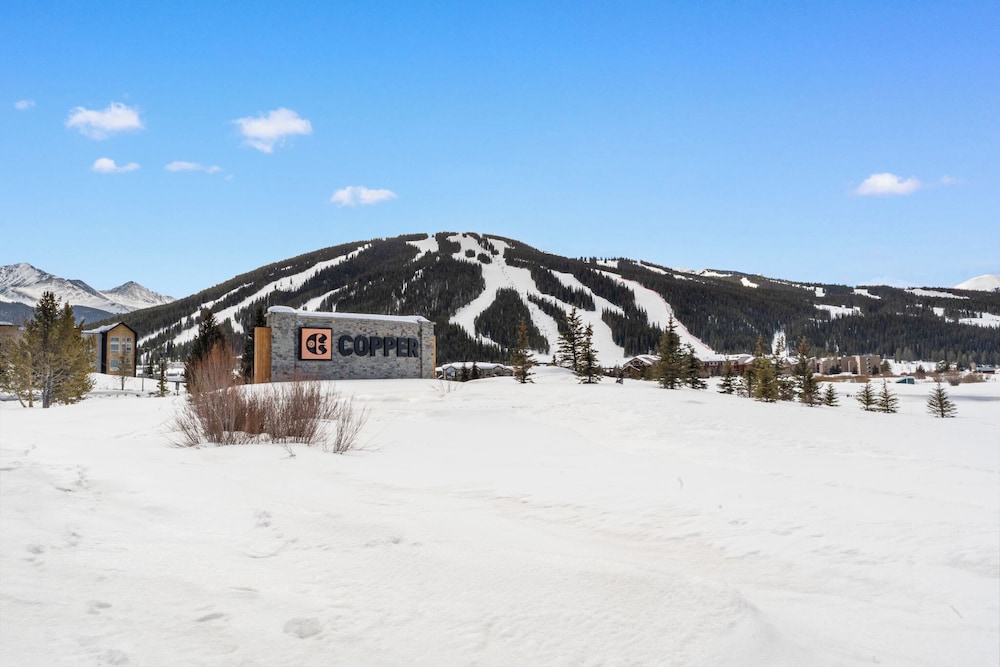 Mountain Side Condominiums 152, Building H