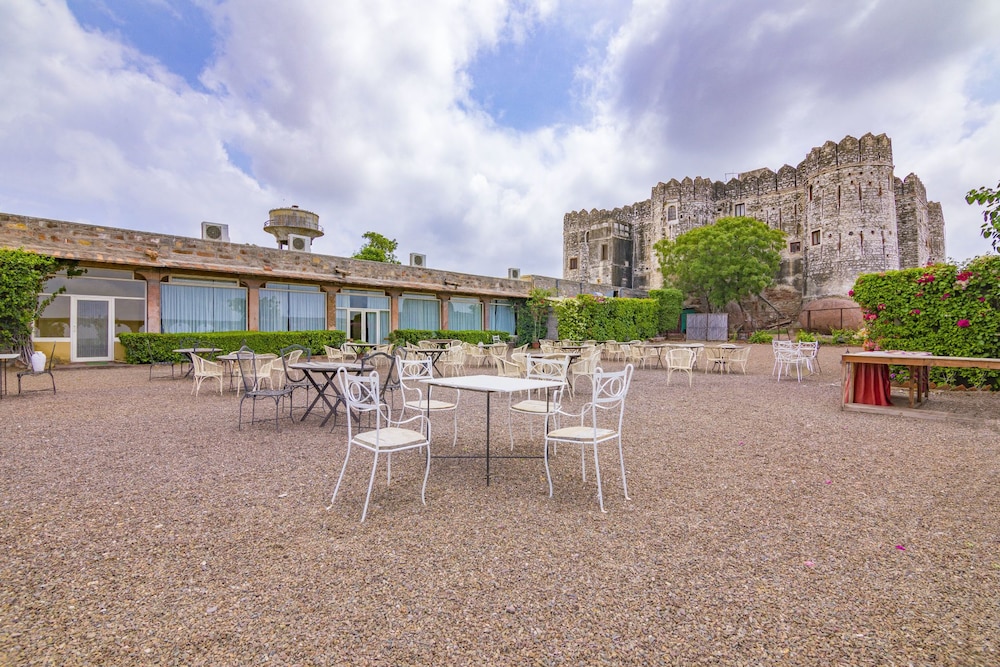 GuestHouser 1 BR Heritage in Pipar City