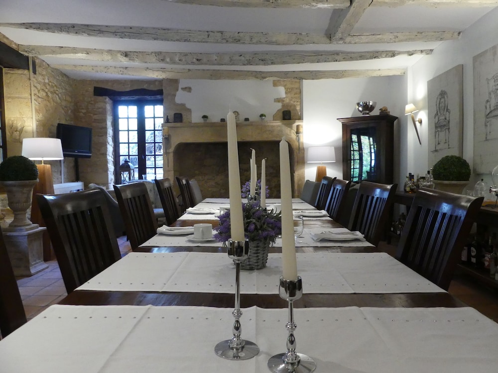 Le Noyer Residence - Property Image 54