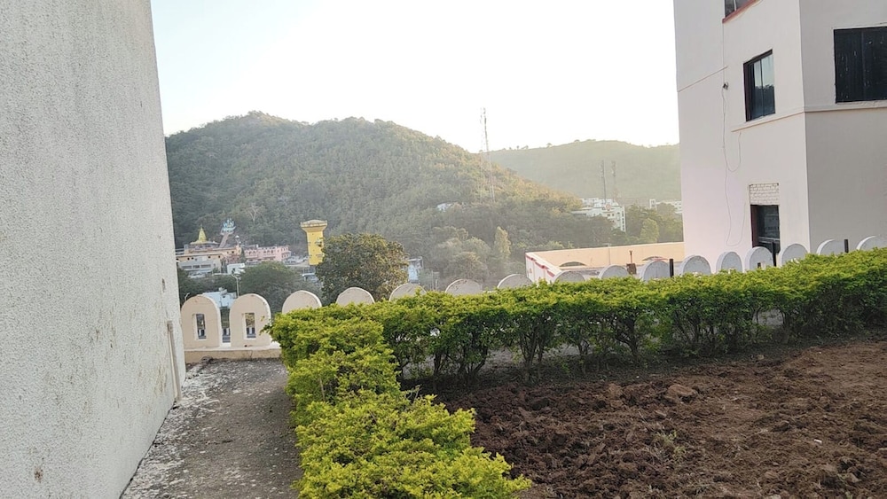 Mangal Murti Hotels Pvt. Ltd.