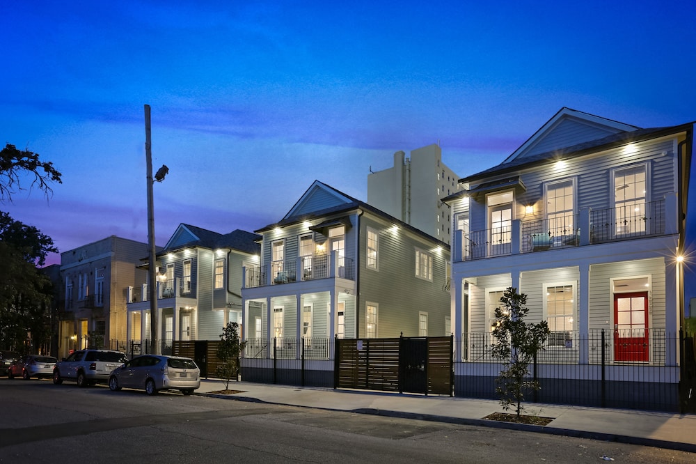 New Orleans Vacations - Stunning 4 5 BRs w Pool by Hosteeva - Property Image 136