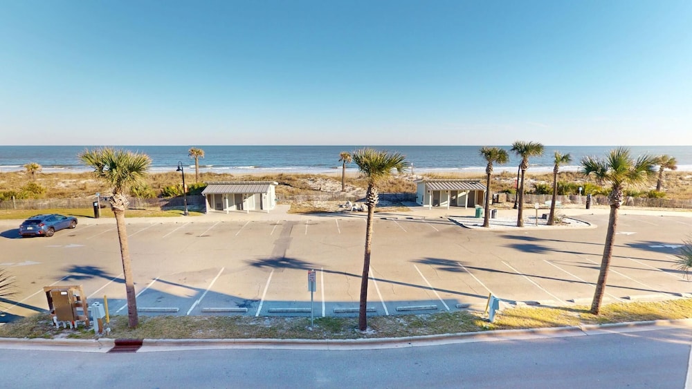Pelican Point by Tybee Vacation Rentals