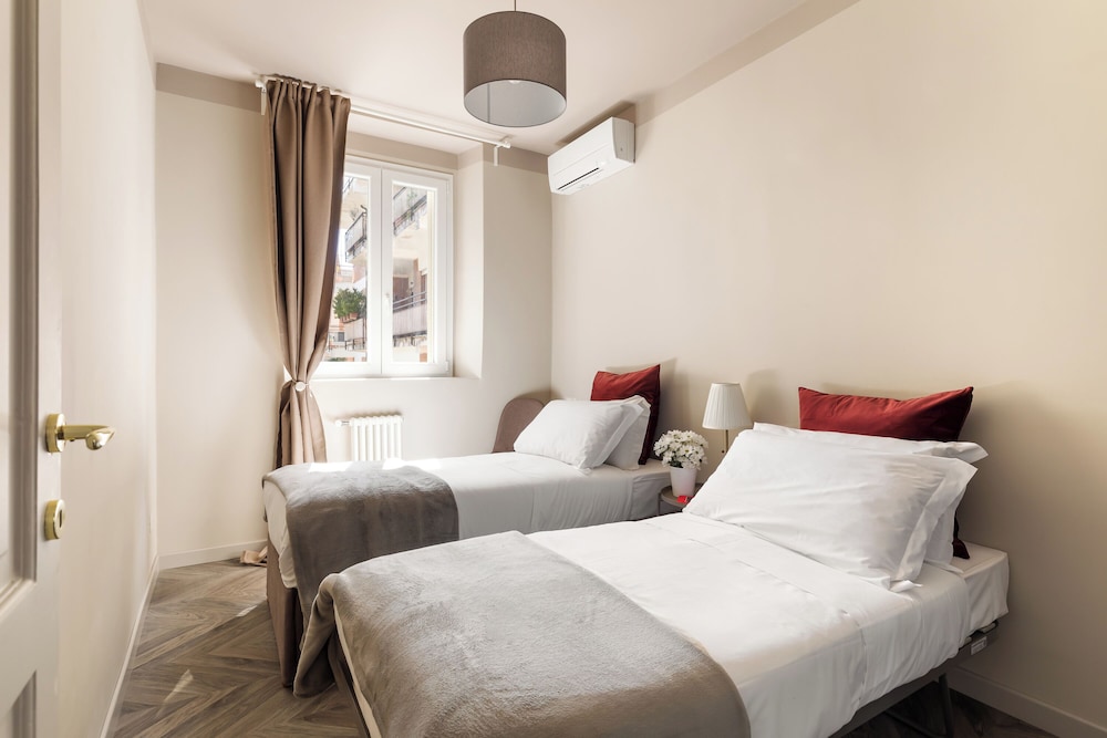 Vatican Lovely And New 2 Br Apartment