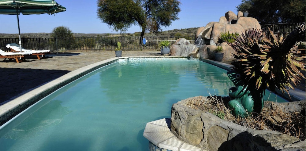 Leopard Lodge