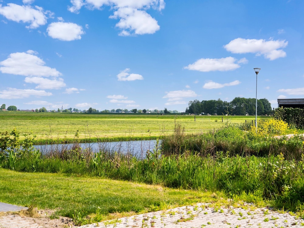 Holiday Home in Oud Ade Near Kaag Lakes