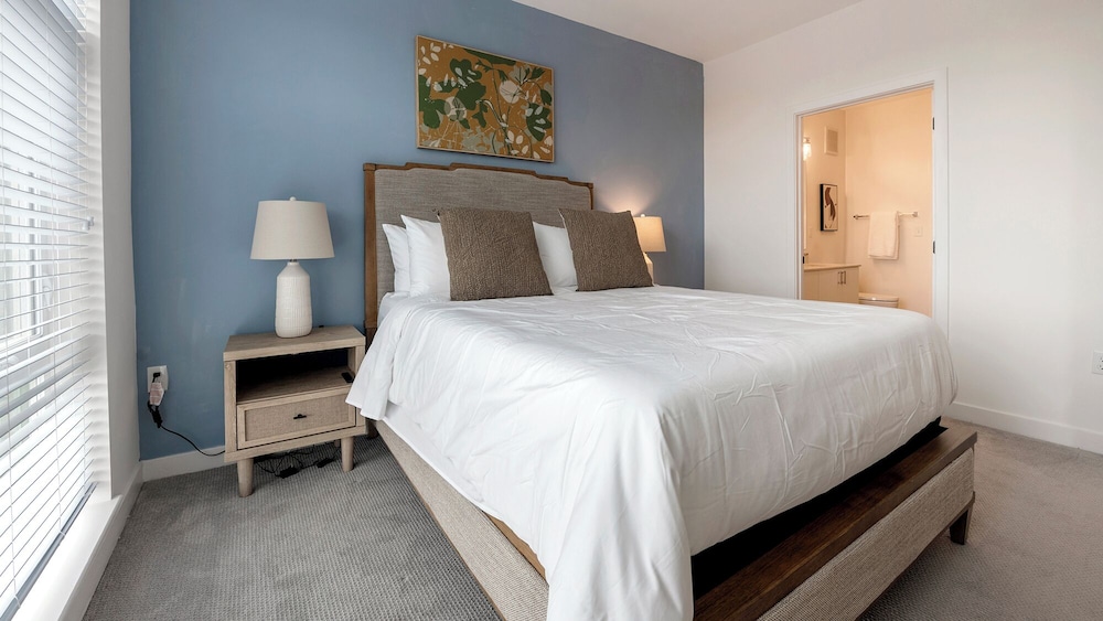 Landing Furnished Apartments - Alexandria