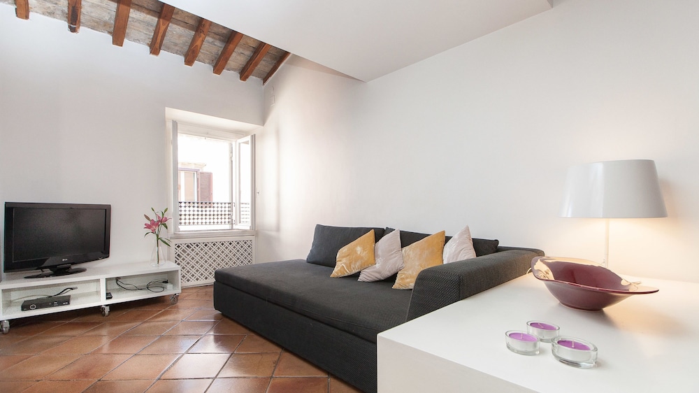 Rental In Rome Mattonato