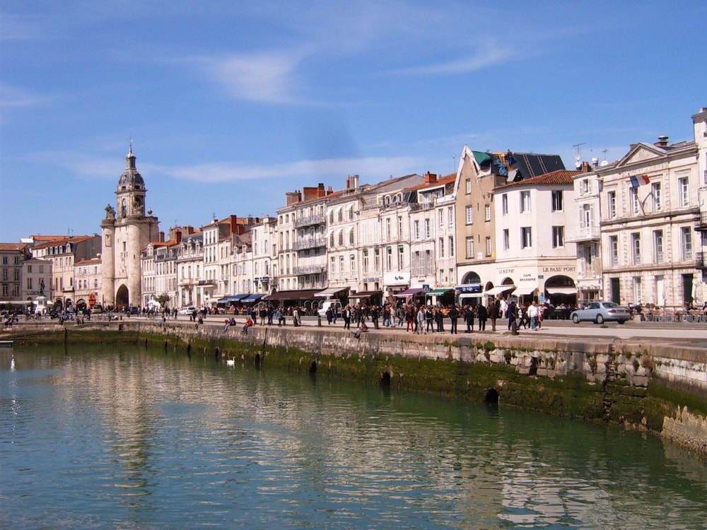 Apartment in La Rochelle Near the Beach