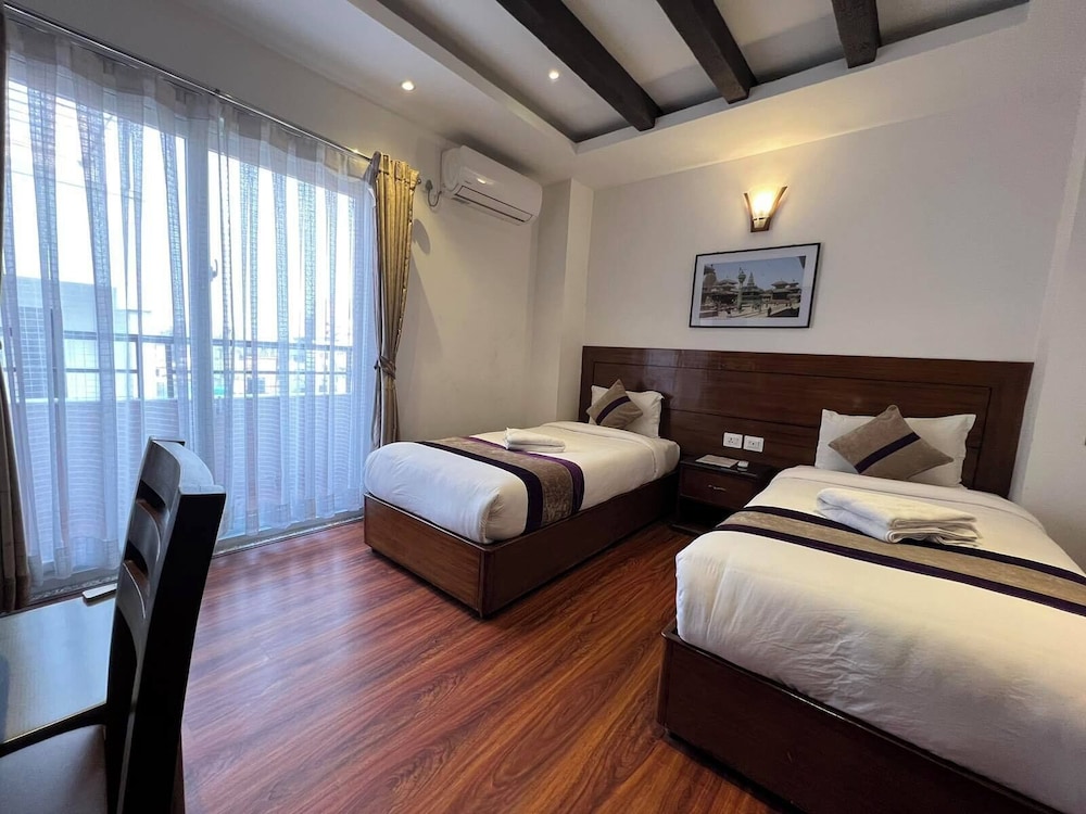 Hotel New Era